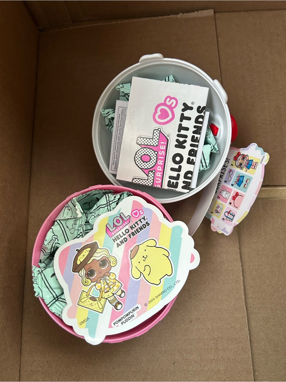 L.O.L. Surprise! Hello Kitty and Friends Collectible Capsule - Pink, White, Mint